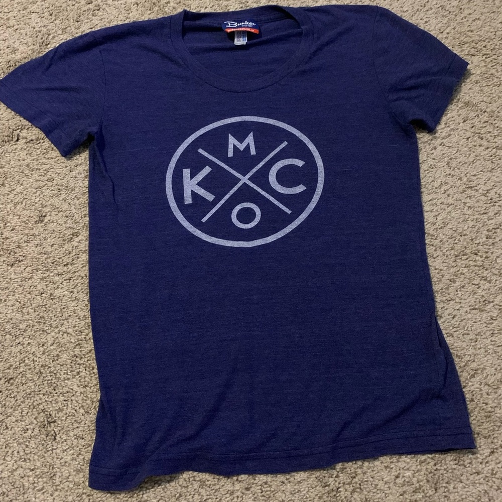 Blue short sleeved Kansas City Royals shirt